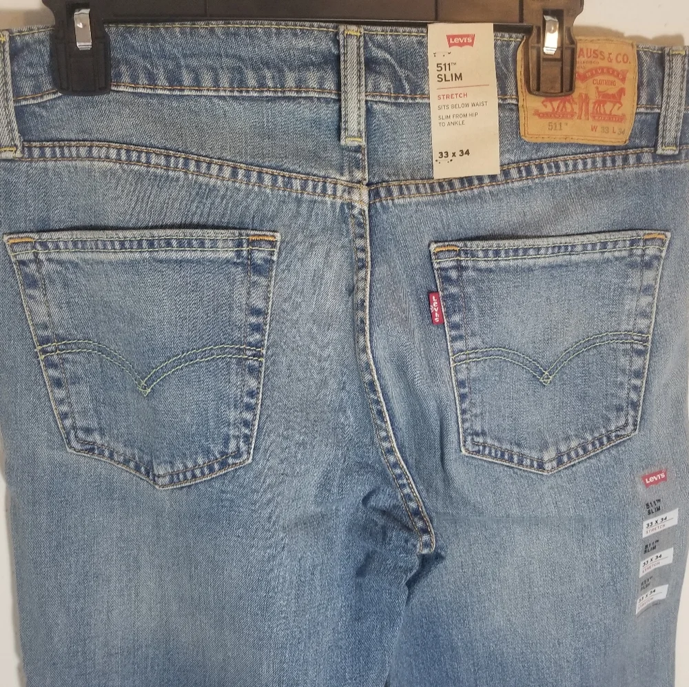 NWT Levi's 511 Slim Jean's Size 33×34 Blue